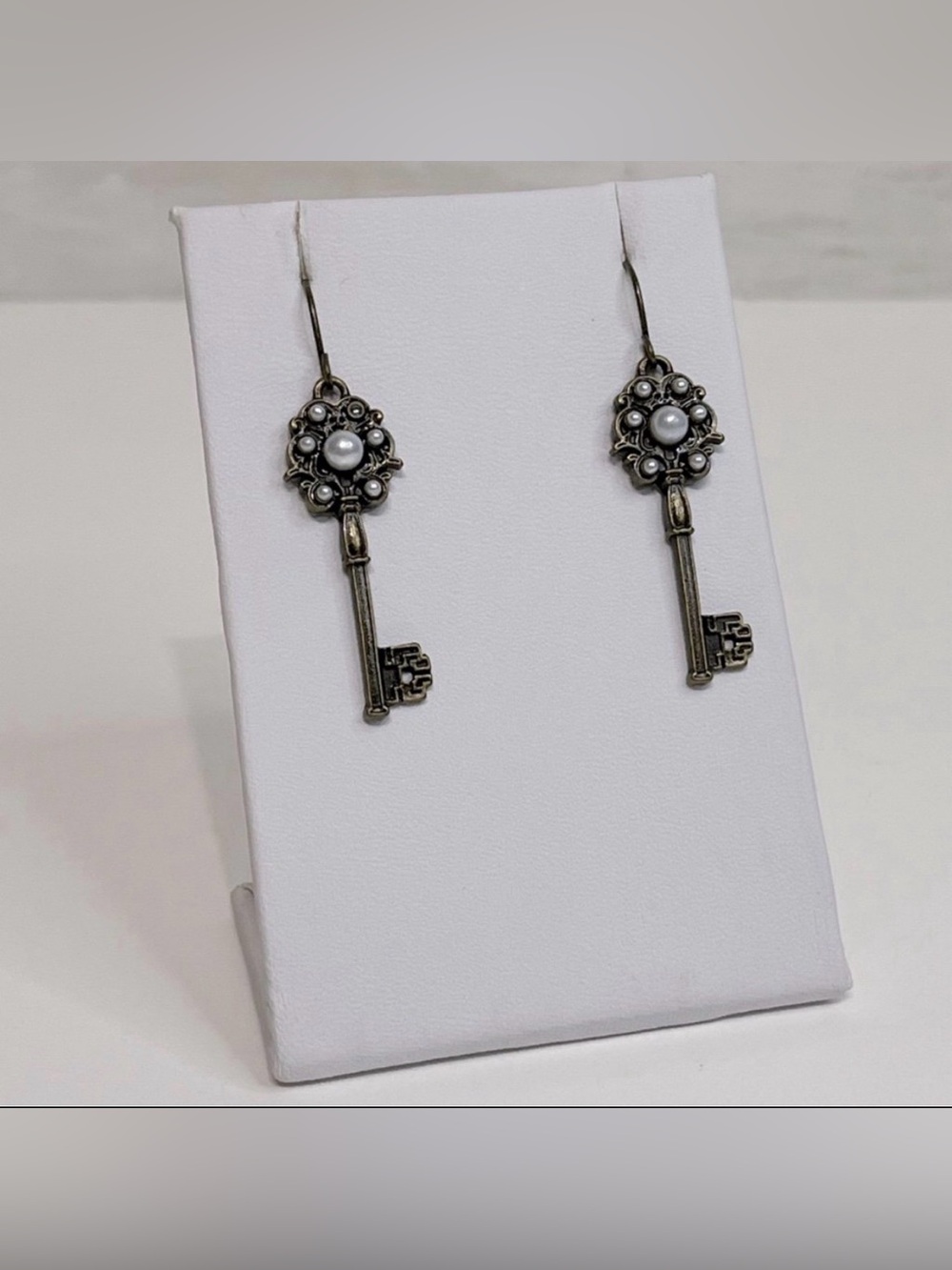 NEW Antique Gold & Pearl Key Dangle Earrings